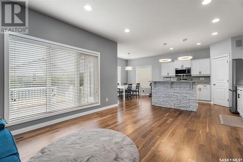 1127 Stensrud Road, Saskatoon, SK - Indoor Photo Showing Kitchen With Upgraded Kitchen