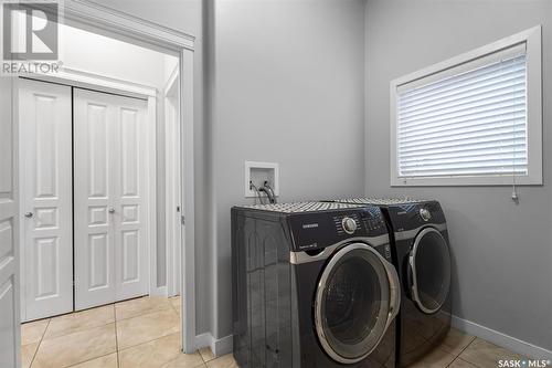 1127 Stensrud Road, Saskatoon, SK - Indoor Photo Showing Laundry Room