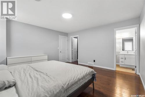 1127 Stensrud Road, Saskatoon, SK - Indoor Photo Showing Bedroom