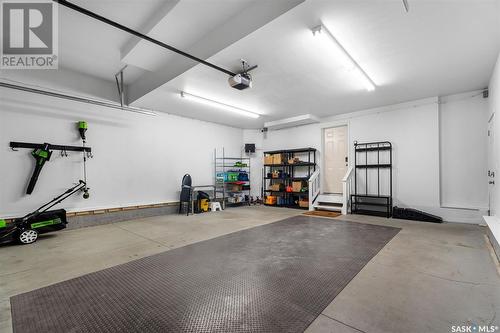 1127 Stensrud Road, Saskatoon, SK - Indoor Photo Showing Garage