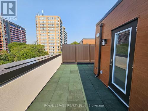 7 - 4045 Hickory Drive, Mississauga (Rathwood), ON - Outdoor