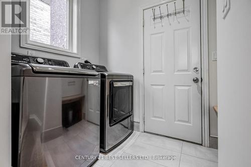 2083 Jaguar Lane, Oakville (West Oak Trails), ON - Indoor Photo Showing Laundry Room