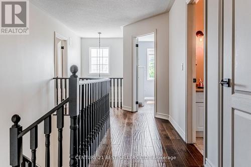 2083 Jaguar Lane, Oakville (West Oak Trails), ON - Indoor Photo Showing Other Room