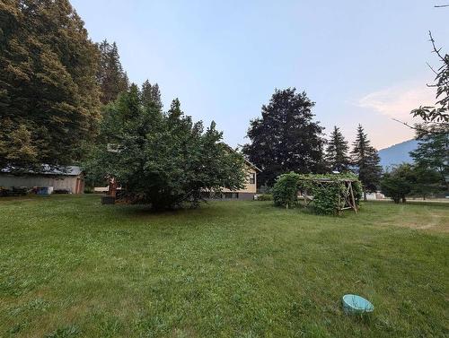 2398 Cunningham Road, Nelson, BC - Outdoor