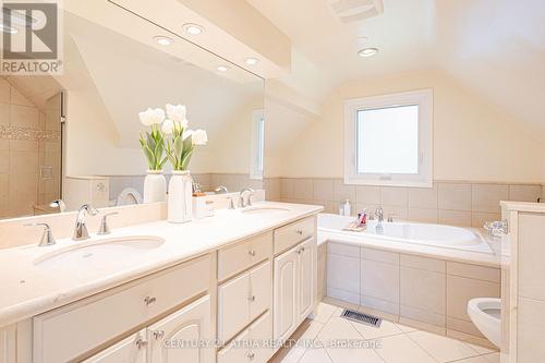 56 Magpie Crescent, Toronto (St. Andrew-Windfields), ON - Indoor Photo Showing Bathroom