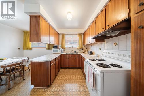 3375 Weston Road, Toronto (Humbermede), ON - Indoor Photo Showing Kitchen With Double Sink