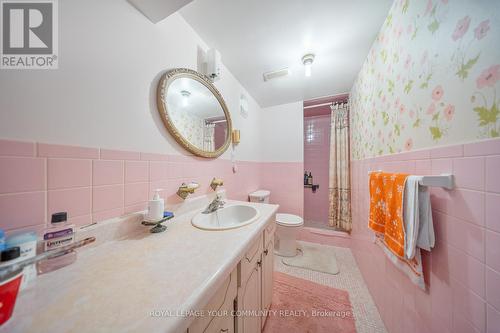 3375 Weston Road, Toronto (Humbermede), ON - Indoor Photo Showing Bathroom