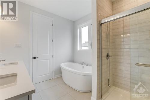 726 Cappamore Drive, Ottawa, ON - Indoor Photo Showing Bathroom