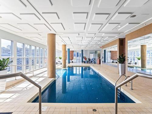 Pool - 2002-1100 Rue De La Montagne, Montréal (Ville-Marie), QC - Indoor Photo Showing Other Room With In Ground Pool