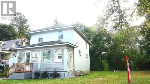 4 Hastings Street S, Bancroft, ON - Outdoor