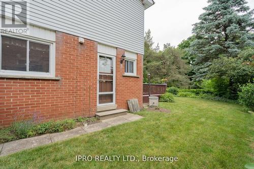 2261 Stillmeadow Road, Mississauga, ON - Outdoor