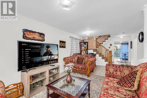 3403 Bruzan Crescent, Mississauga (Lisgar), ON - Indoor Photo Showing Living Room