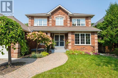 150 Park Drive, Whitchurch-Stouffville, ON - Outdoor With Facade