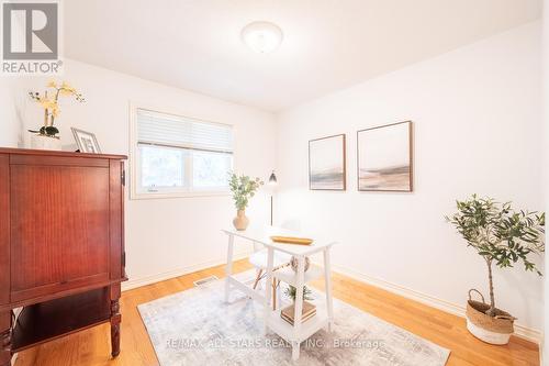 150 Park Drive, Whitchurch-Stouffville, ON - Indoor Photo Showing Other Room