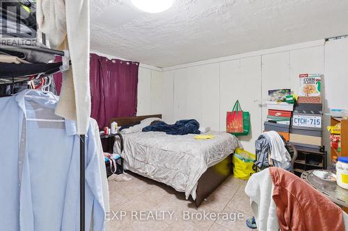 76 Renfield Street, Toronto (Brookhaven-Amesbury), ON - Indoor Photo Showing Bedroom