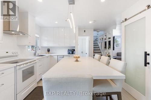 76 Renfield Street, Toronto (Brookhaven-Amesbury), ON - Indoor Photo Showing Kitchen