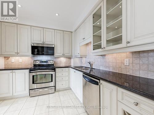 Ph7 - 12 Rean Drive, Toronto (Bayview Village), ON - Indoor Photo Showing Kitchen With Double Sink With Upgraded Kitchen