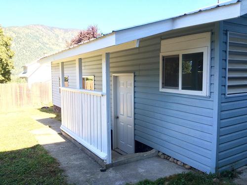 311 Gore Street, Nelson, BC - Outdoor