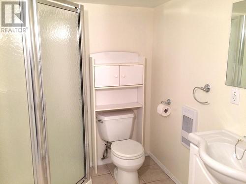 311 Gore  Street, Nelson, BC - Indoor Photo Showing Bathroom