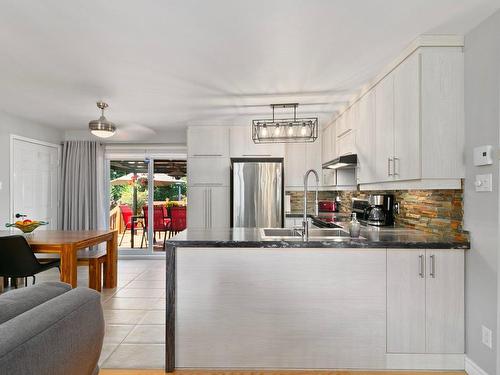 Cuisine - 961 Rue Jean-Casavan, Lavaltrie, QC - Indoor Photo Showing Kitchen With Double Sink