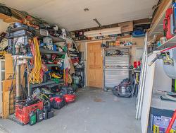 Garage - 