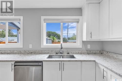 S 312 Y Avenue S, Saskatoon, SK - Indoor Photo Showing Kitchen