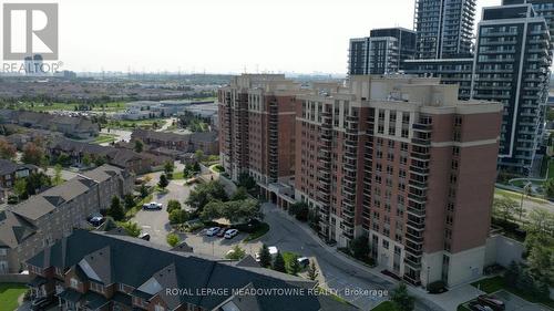 203 - 75 King William Crescent, Richmond Hill (Langstaff), ON - Outdoor With View