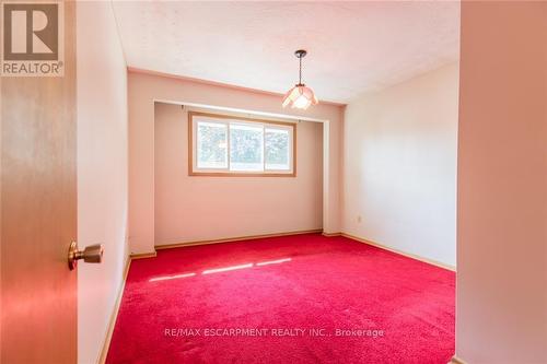 405 Inverness Avenue E, Hamilton, ON - Indoor Photo Showing Other Room