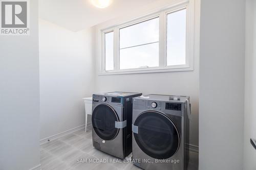 50 Halo Street, Hamilton, ON - Indoor Photo Showing Laundry Room