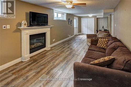 1152 Oakcrossing Road, London, ON - Indoor Photo Showing Living Room With Fireplace