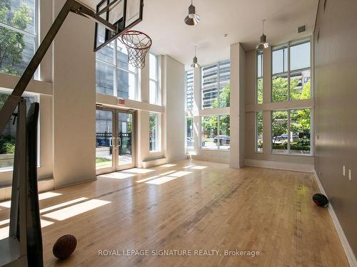 402-83 Redpath Ave, Toronto, ON - Indoor Photo Showing Other Room