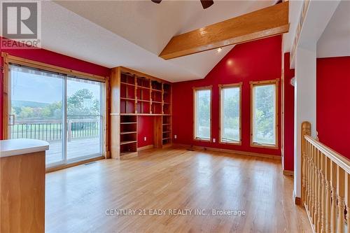 13732 60 Expressway, North Algona Wilberforce, ON - Indoor Photo Showing Other Room