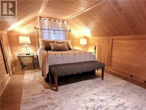 4 Dunbar Avenue, Cornwall, ON - Indoor Photo Showing Bedroom