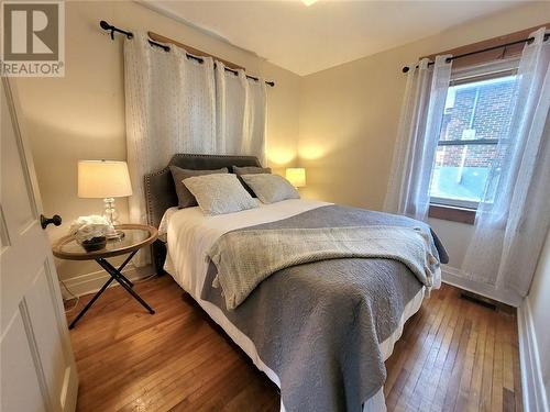 4 Dunbar Avenue, Cornwall, ON - Indoor Photo Showing Bedroom