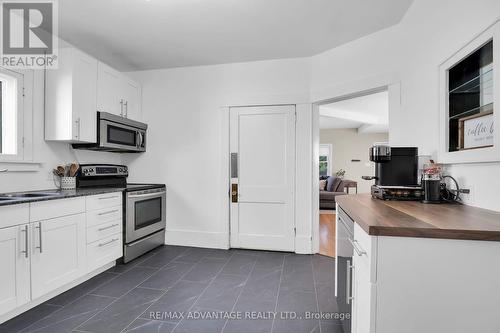 37 Langarth Street E, London, ON - Indoor Photo Showing Kitchen