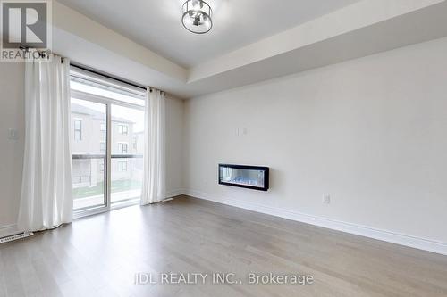 173 Tennant Circle, Vaughan (Vellore Village), ON - Indoor With Fireplace