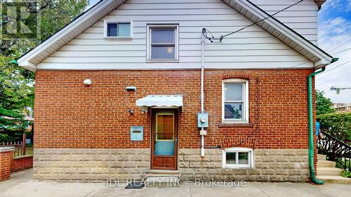 109 East 11Th Street, Hamilton, ON - Outdoor With Exterior