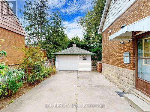 109 East 11Th Street, Hamilton, ON - Outdoor With Exterior