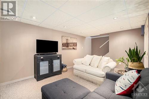 Family Room - 4260 Ramsayville Road, Ottawa, ON - Indoor