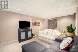 Family Room - 