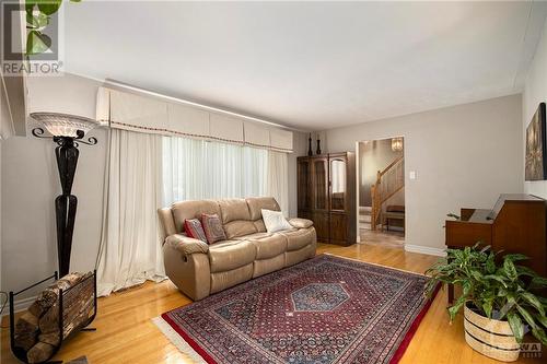 Living Room - 4260 Ramsayville Road, Ottawa, ON - Indoor Photo Showing Living Room