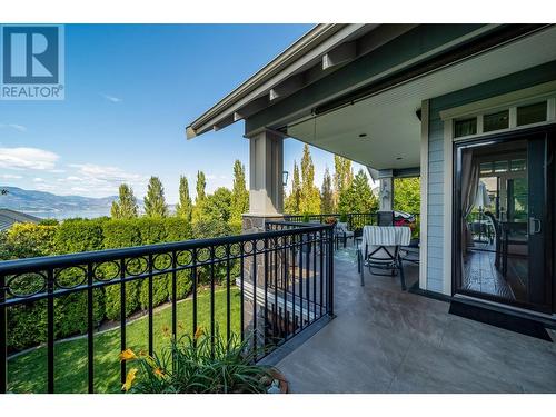 698 Arbor View Drive, Kelowna, BC - Outdoor With Exterior