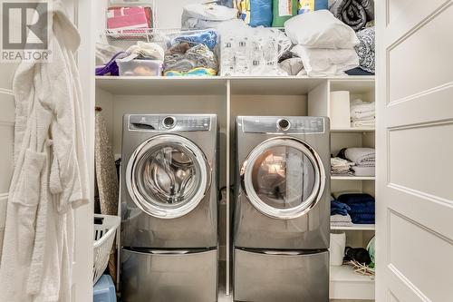 1652 Tower Ranch Drive, Kelowna, BC - Indoor Photo Showing Laundry Room