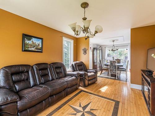 Room - 340 Ch. Remick, Stanstead - Canton, QC - Indoor Photo Showing Living Room