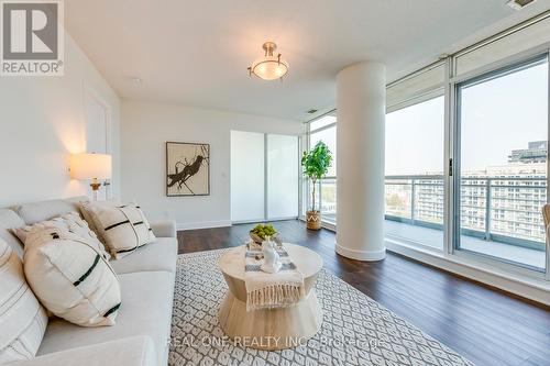 904 - 80 Western Battery Road, Toronto (Niagara), ON - Indoor Photo Showing Living Room