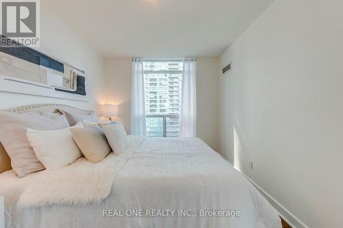 904 - 80 Western Battery Road, Toronto (Niagara), ON - Indoor Photo Showing Bedroom