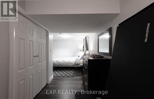 794 Tenth Avenue, Hamilton (Hampton Heights), ON - Indoor Photo Showing Bedroom