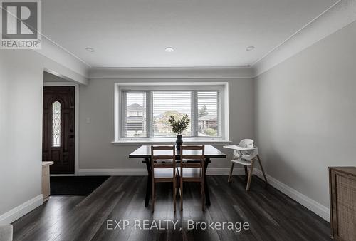 794 Tenth Avenue, Hamilton, ON - Indoor