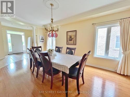 73 Durango Drive, Richmond Hill, ON - Indoor Photo Showing Dining Room