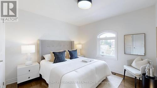 1 Madeline Road, Toronto (Willowdale West), ON - Indoor Photo Showing Bedroom